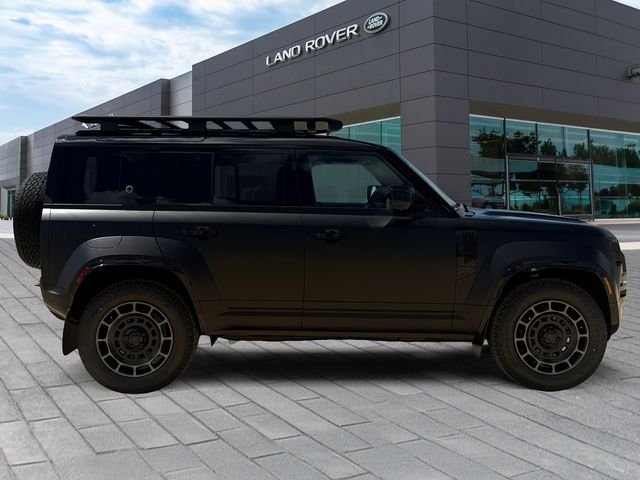 New 2026 Narvik Black Land Rover OCTA Black image 6