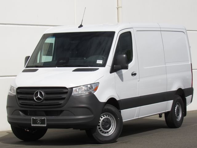2026 Mercedes-Benz Sprinter 2500 144 WB's photo