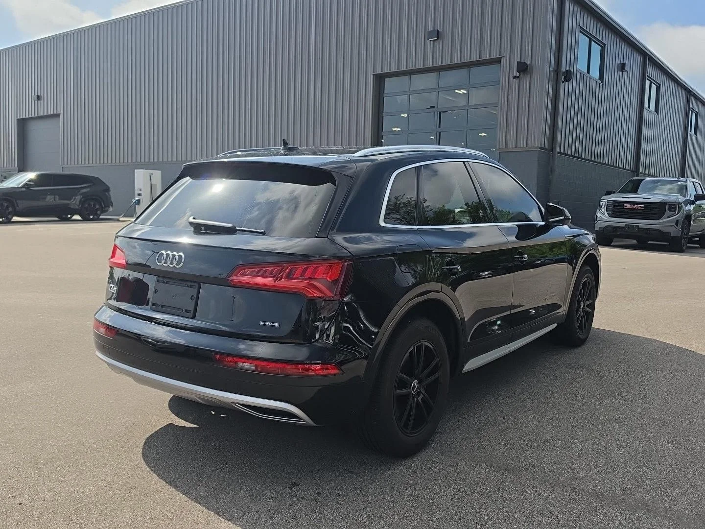 Used 2020 Brilliant Black Audi Premium image 3
