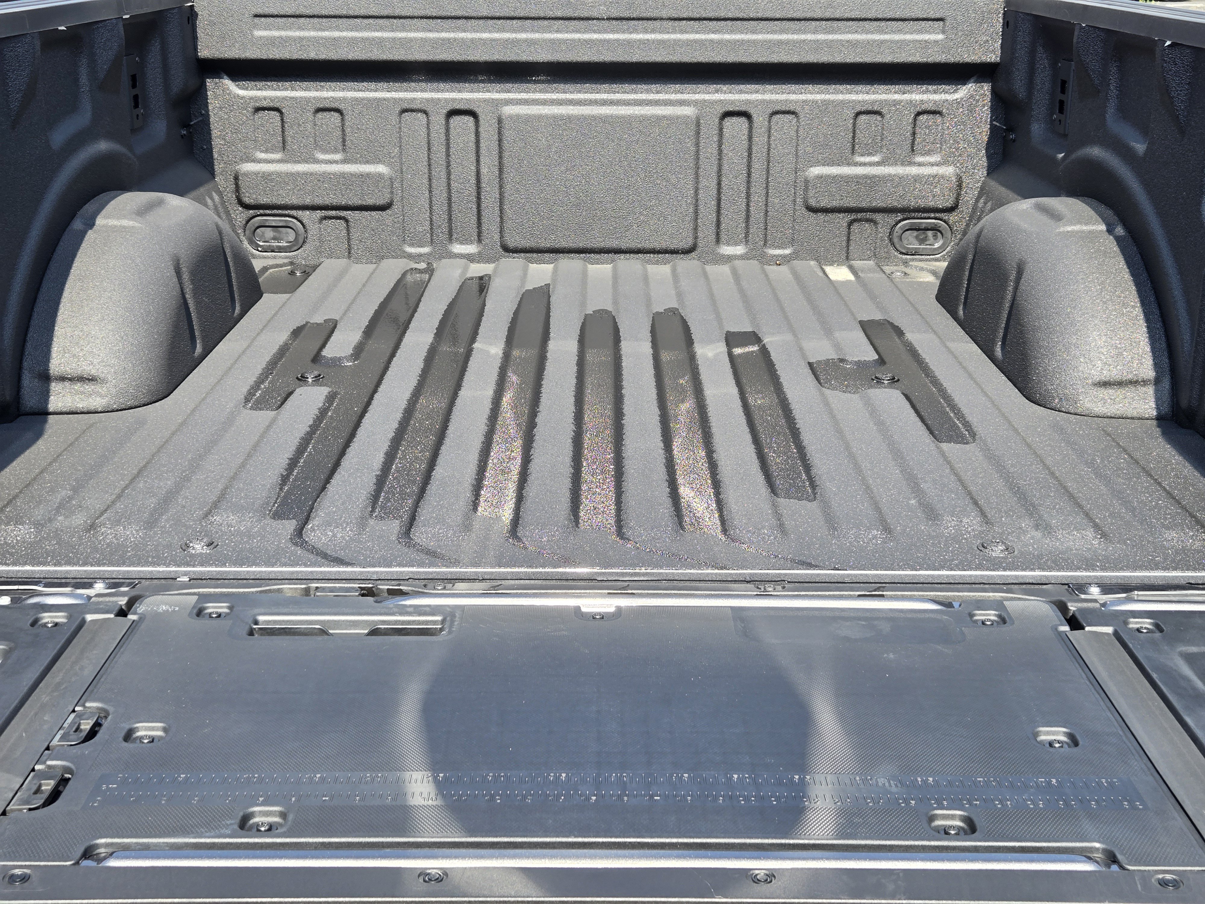 New 2026 Carbonized Gray Metallic Ford Platinum image 21