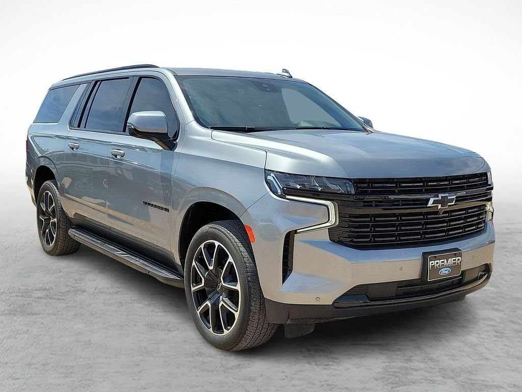2023 Chevrolet Suburban 4WD 1500 RST's photo