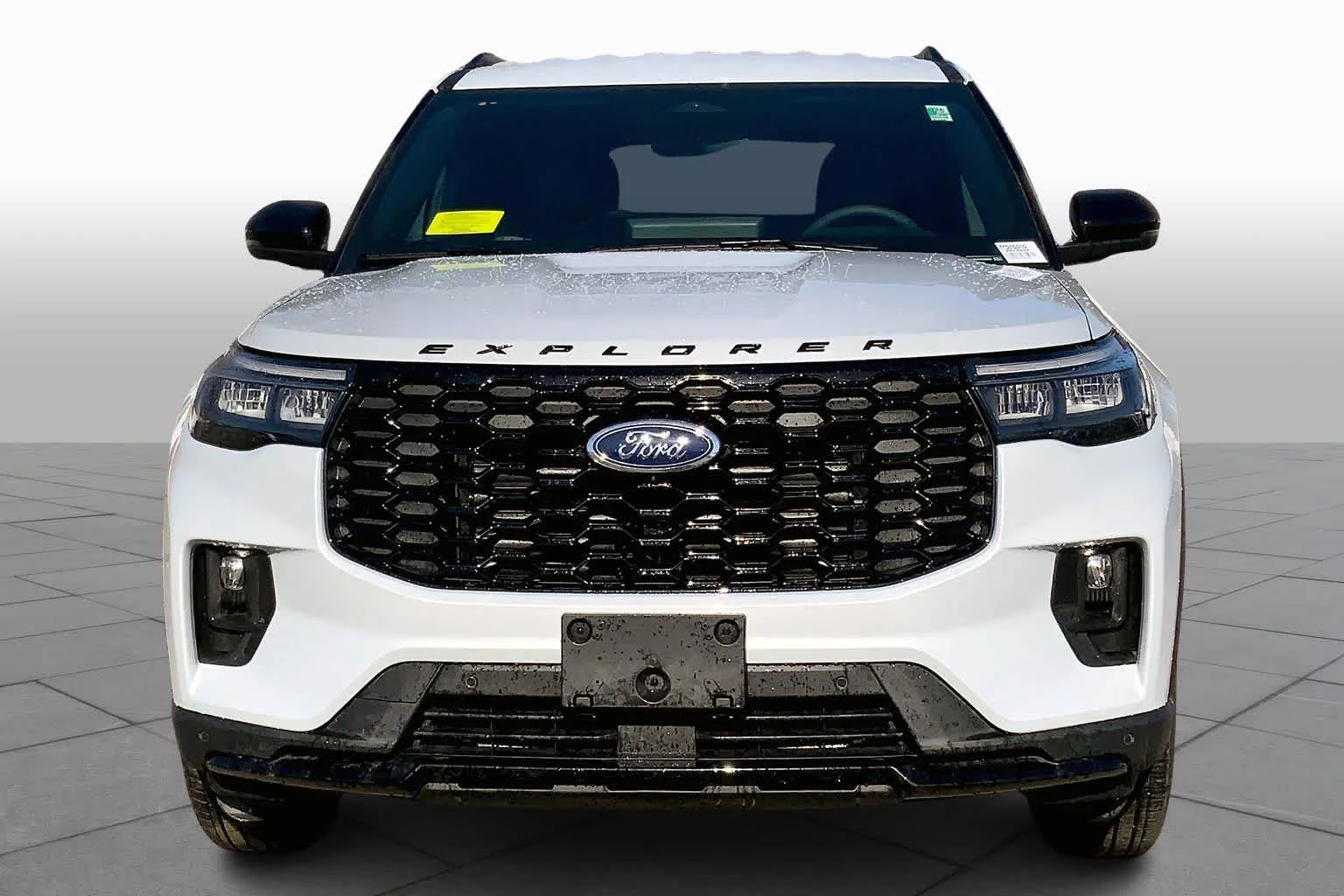 New 2026 Space White Metallic Ford ST-Line image 2