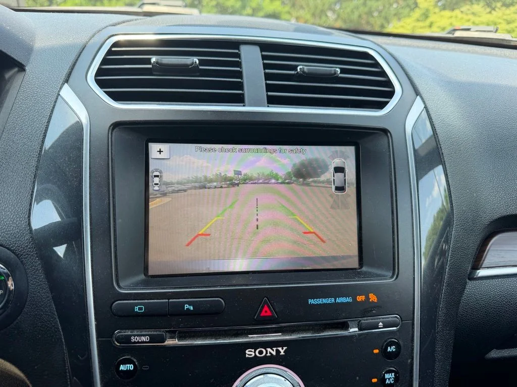 Used 2017 Blue Ford Limited image 18