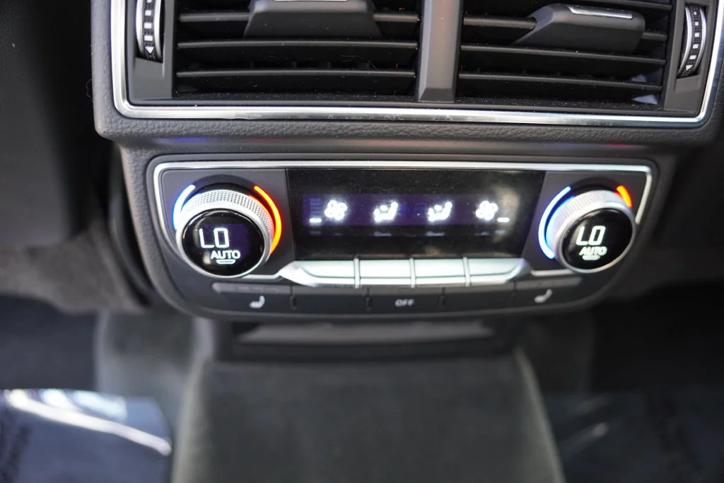 Used 2018 Black Audi 3.0T Prestige image 19