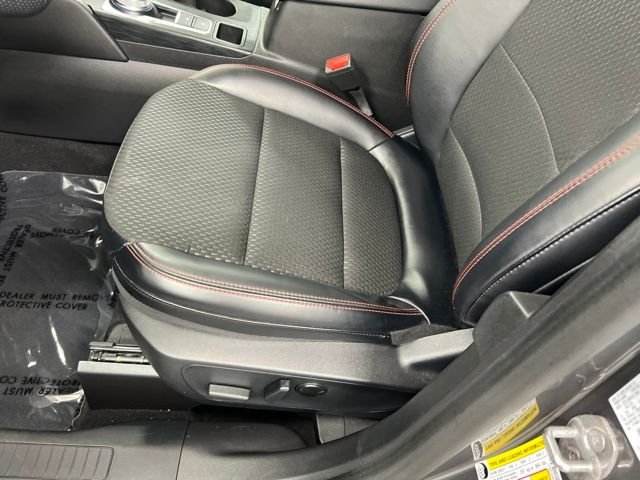 Used 2025 Gray Ford ST-Line image 14