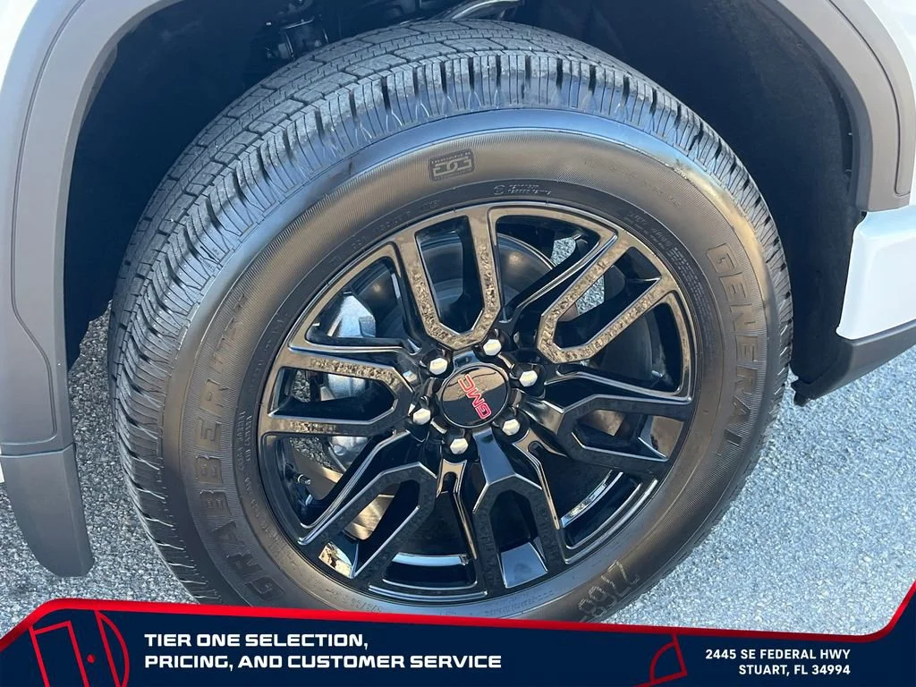 New 2026 Summit White GMC Elevation image 21
