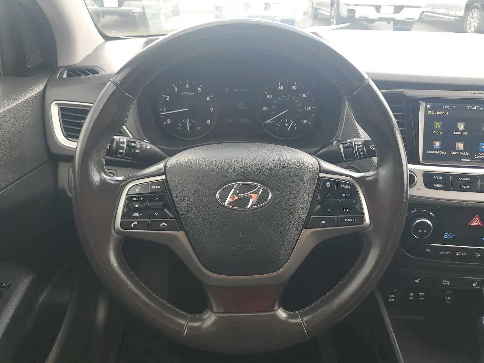 Used 2022  Hyundai Limited image 16