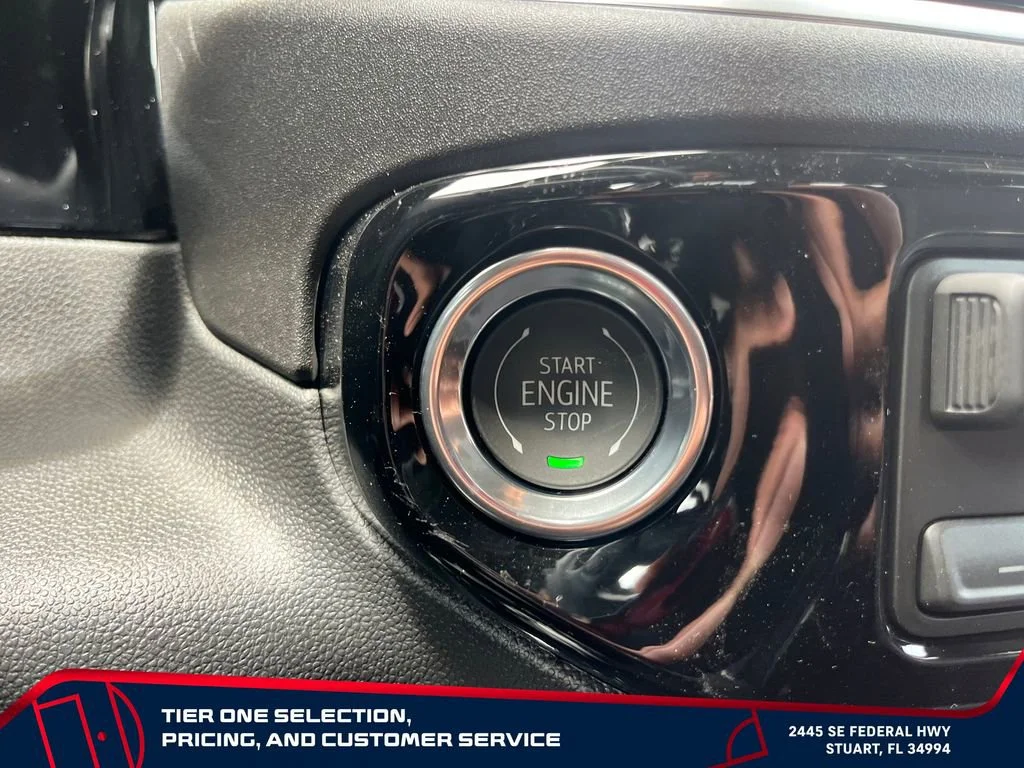 New 2026 Summit White GMC Elevation image 28