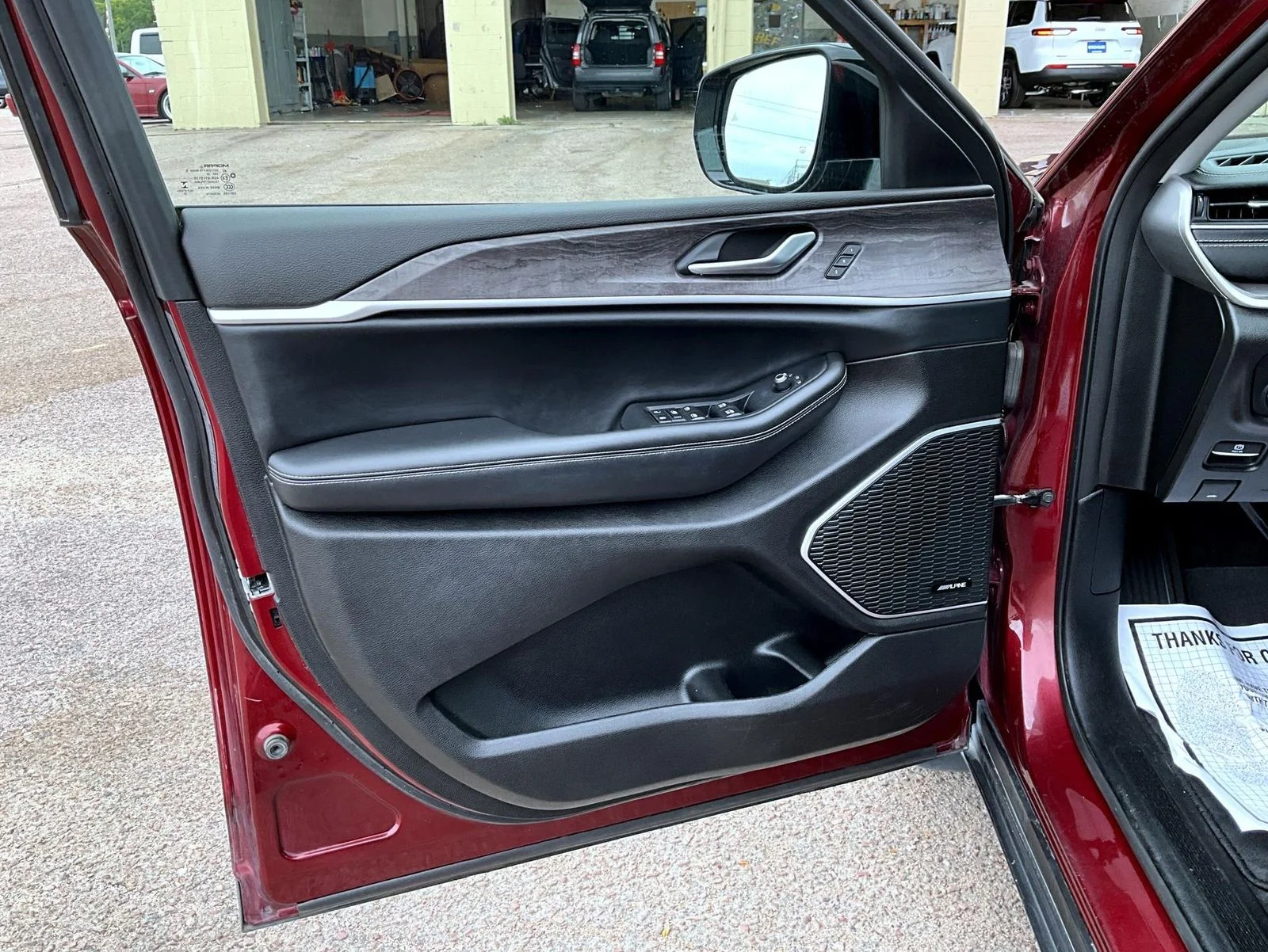 Used 2022 Red Jeep Limited image 10