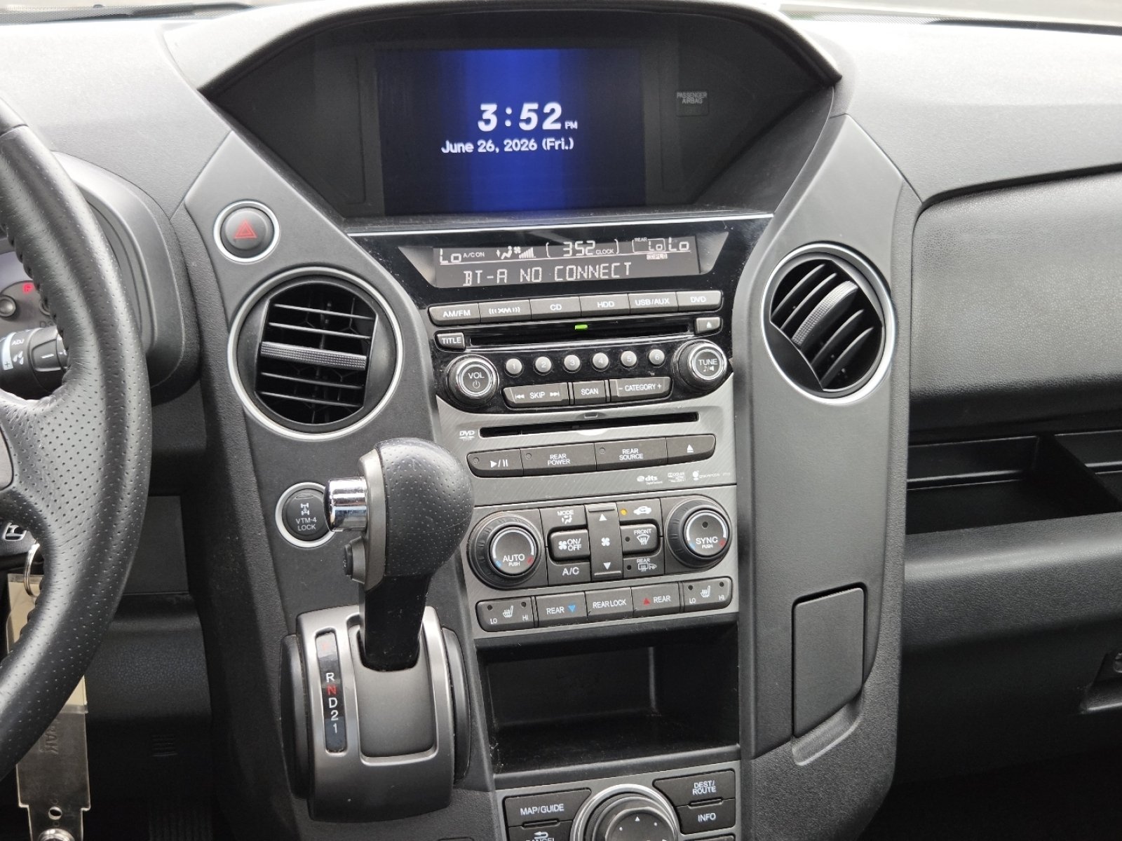 Used 2013 Crystal Black Pearl Honda Touring image 34