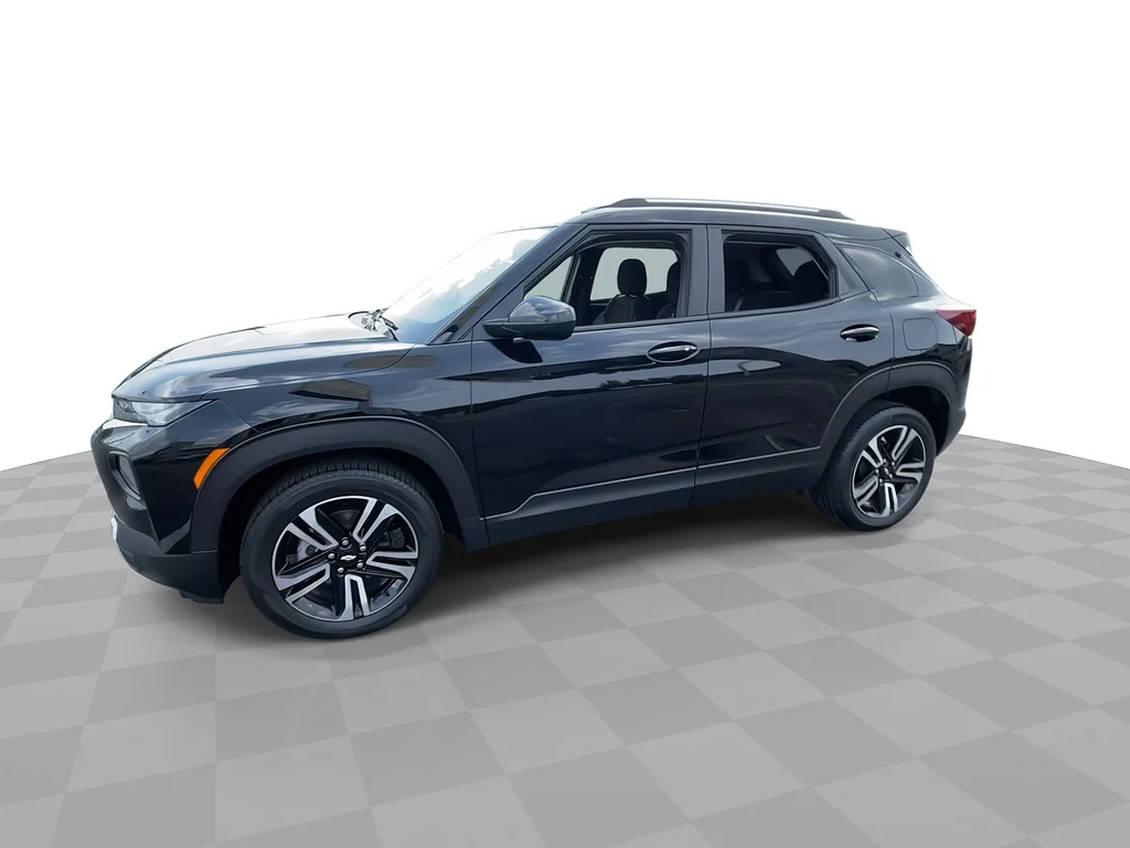 Used 2023 Mosaic Black Metallic Chevrolet LT image 6