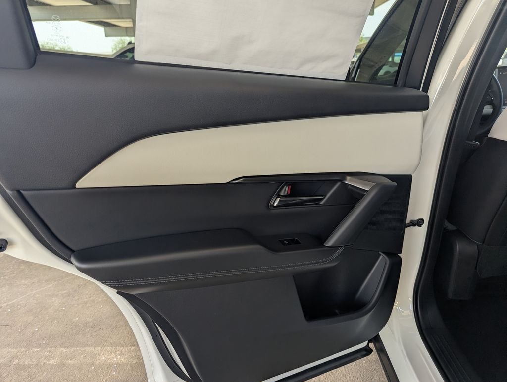 New 2026 Rhodium White Metallic Mazda 2.5 S Preferred AWD image 8
