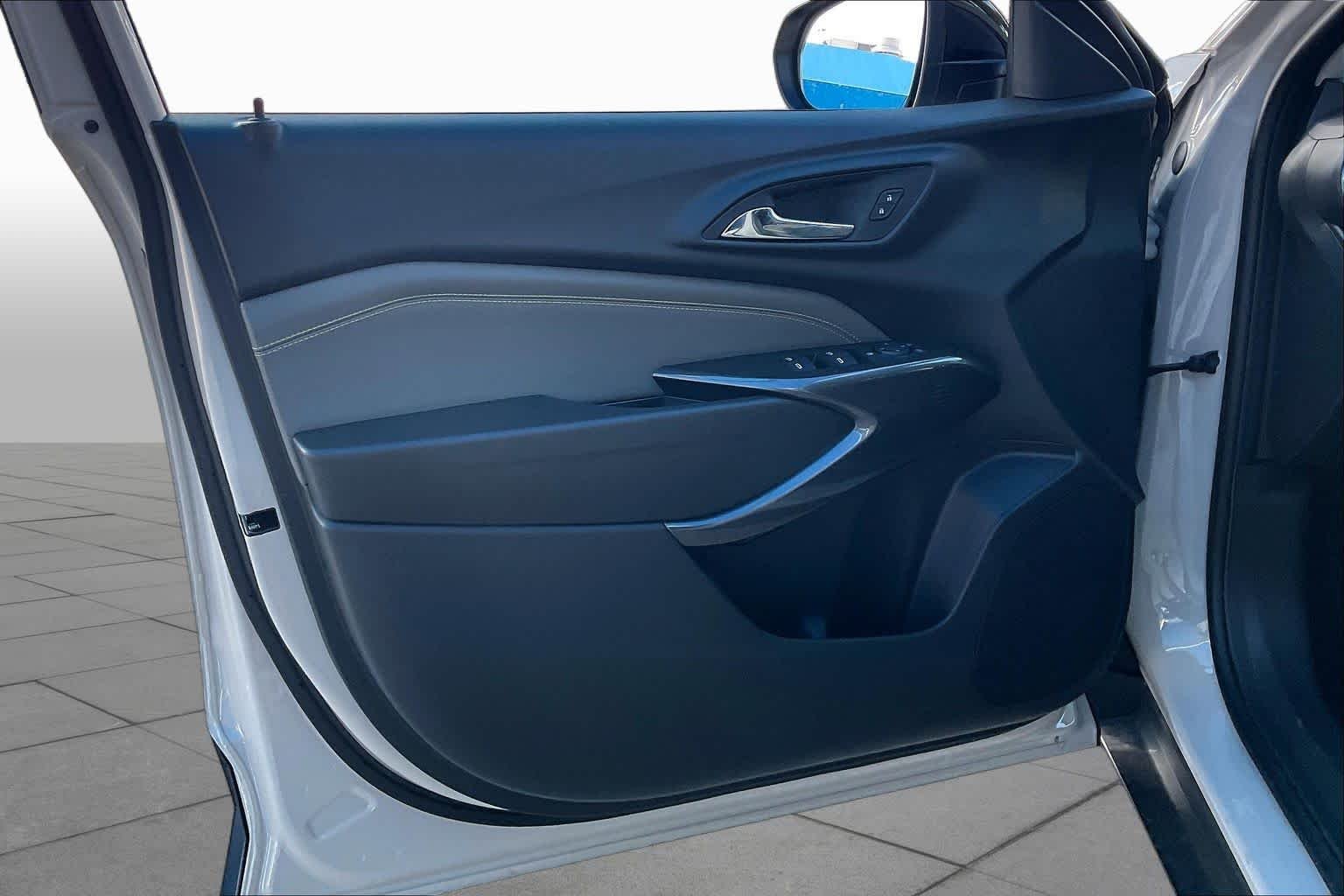2026 Chevrolet Trax Activ - Photo 10