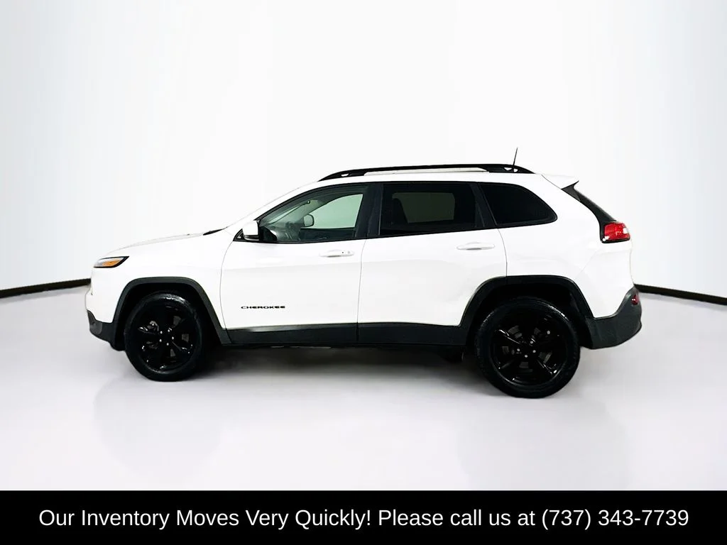 Used 2017 Bright White Clearcoat Jeep Limited image 4
