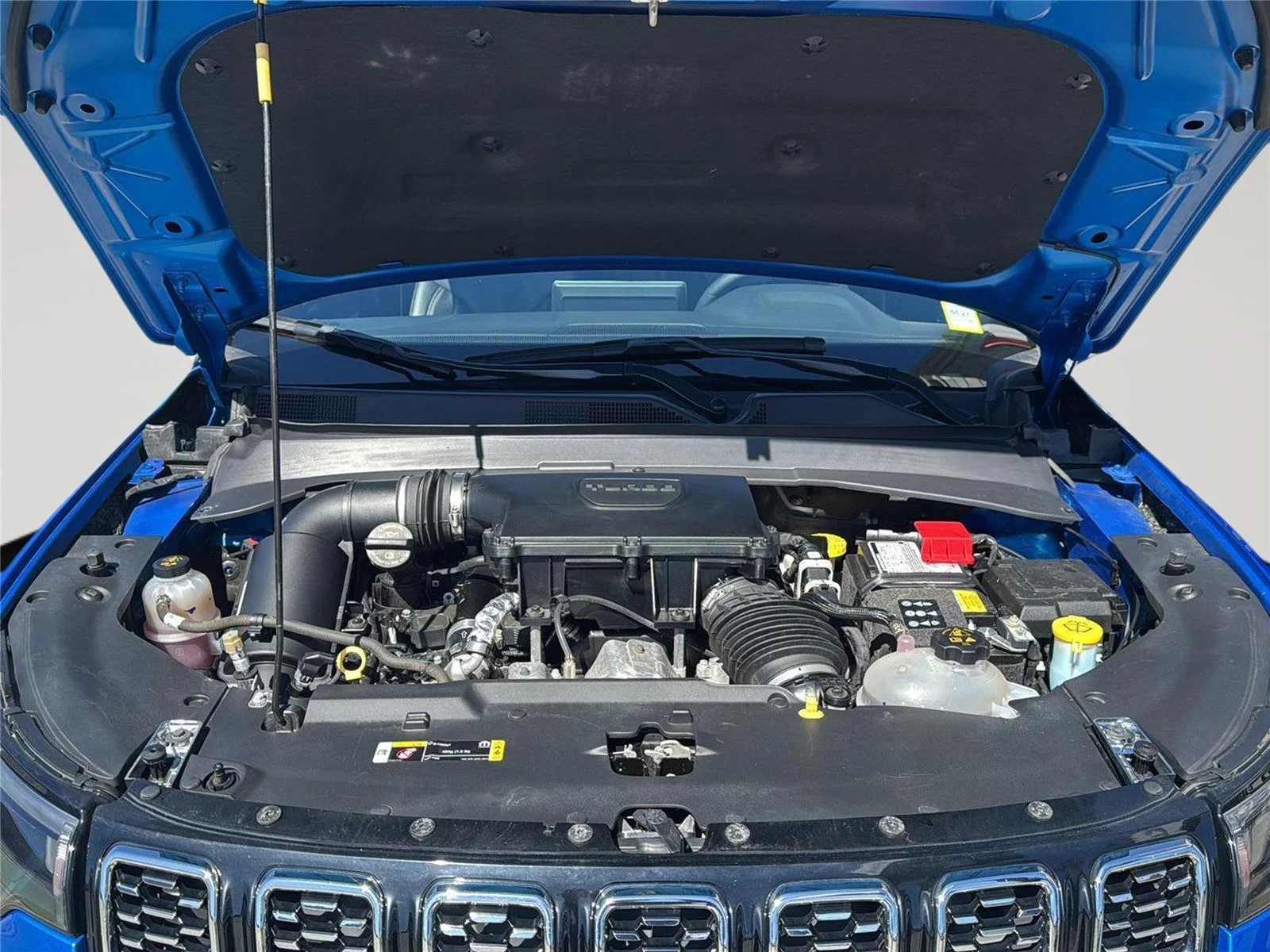 Used 2025 Hydro Blue Pearlcoat Jeep Limited image 20