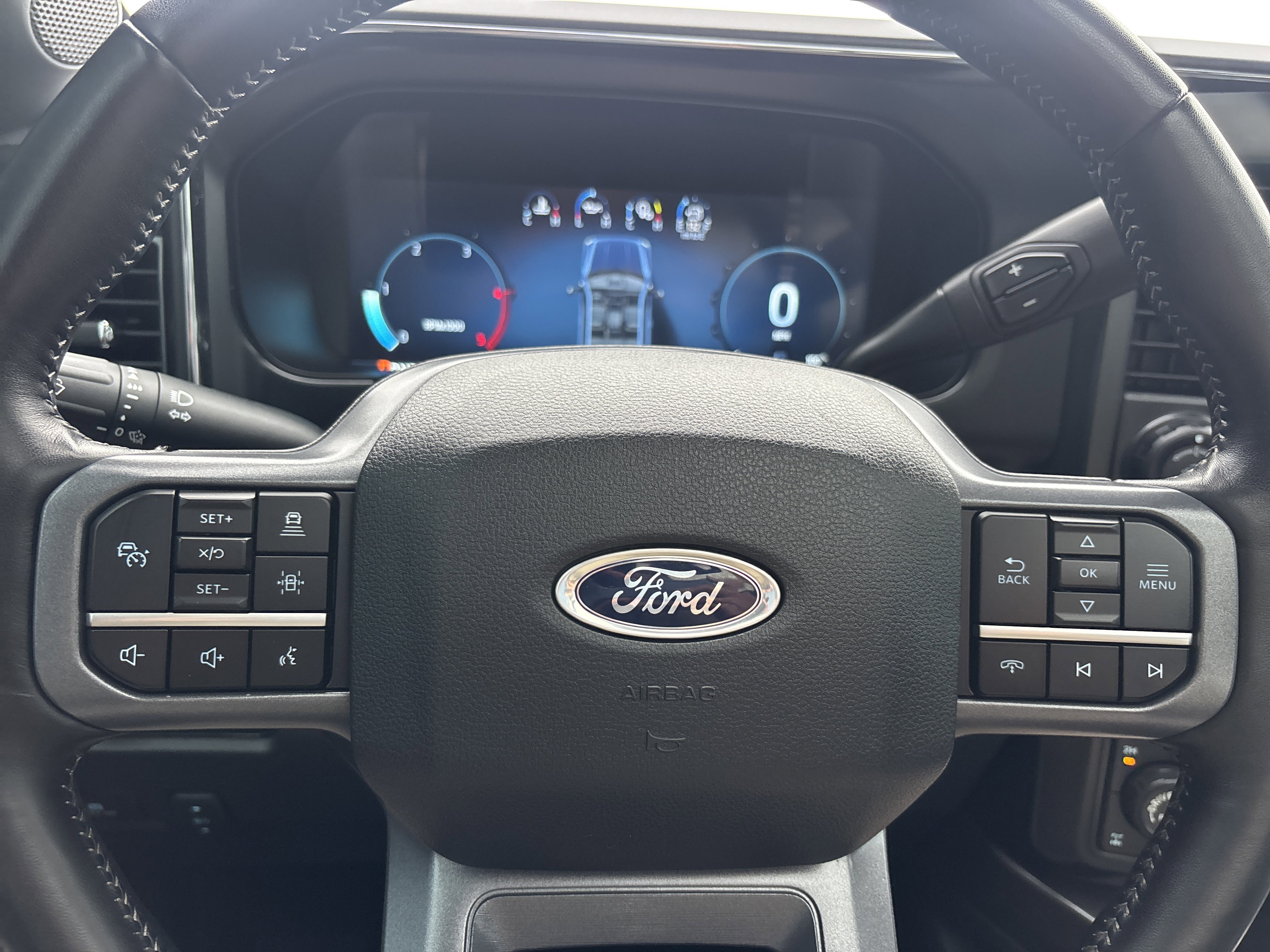 Used 2023  Ford XL image 36