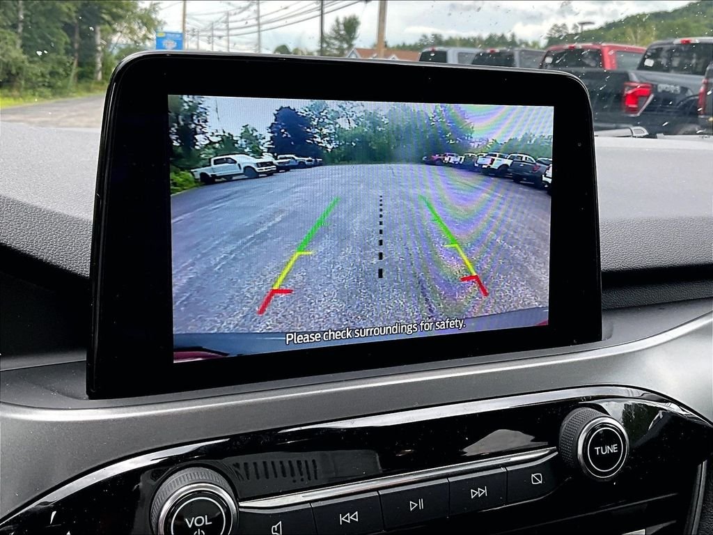 Used 2023 Red Metallic Ford Active image 19