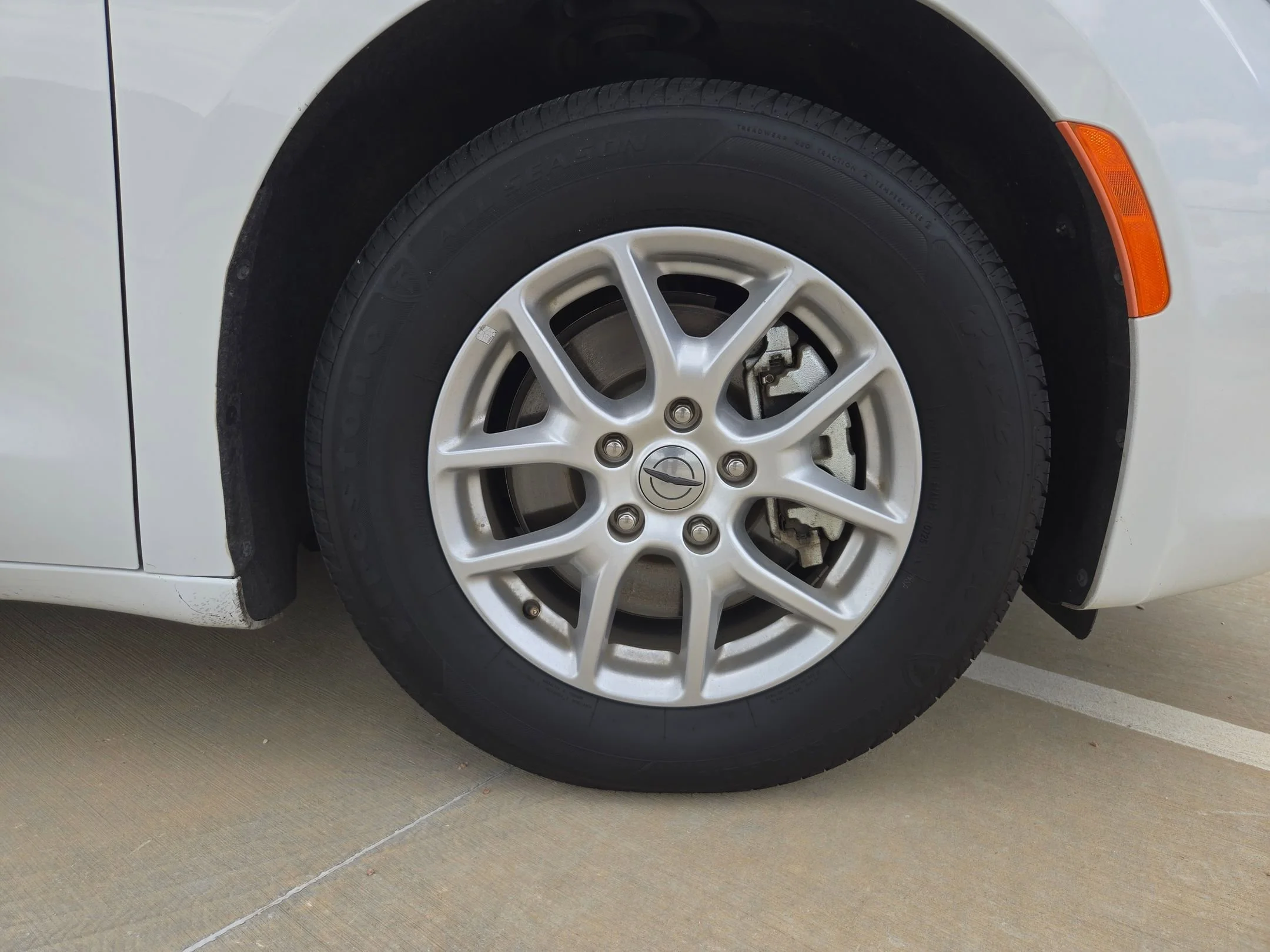 Certified Used 2023 White Chrysler LX image 28