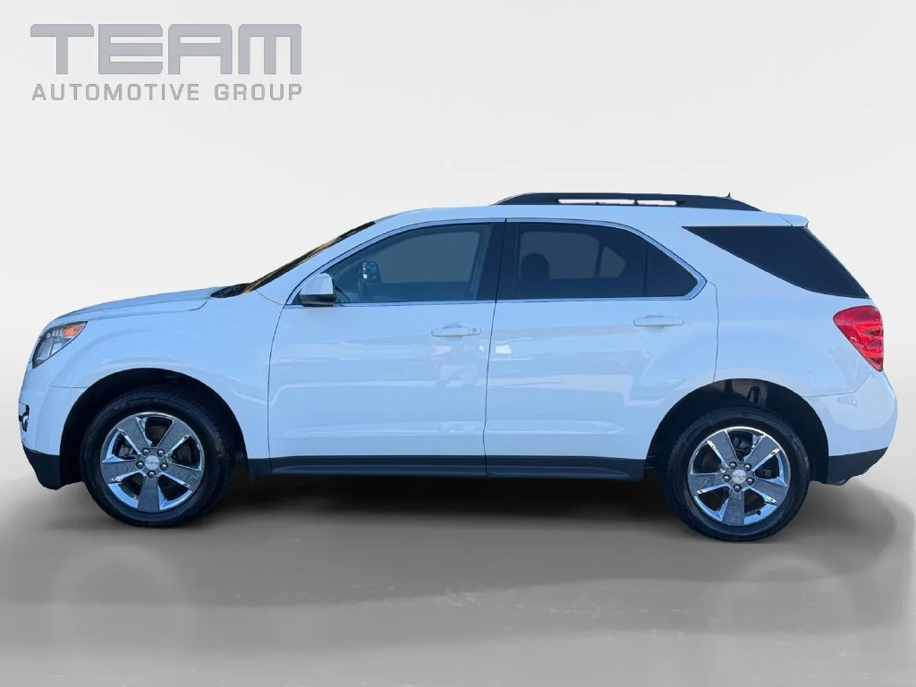 Used 2015 SUMMIT WHITE Chevrolet LT image 4