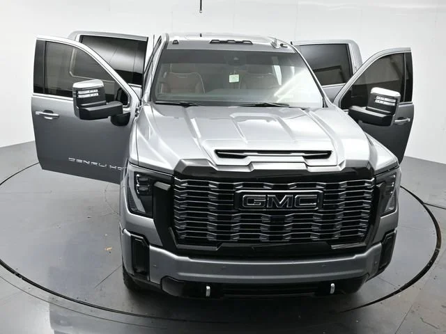 Used 2025 Sterling Metallic GMC Denali Ultimate image 42