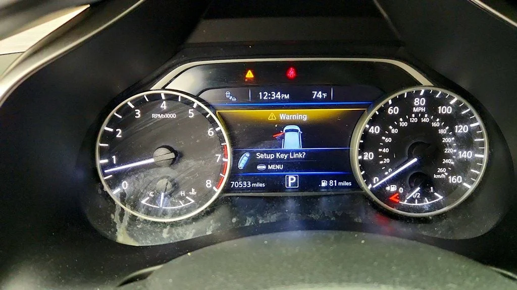 Used 2018 Pearl White Nissan AWD SL image 16