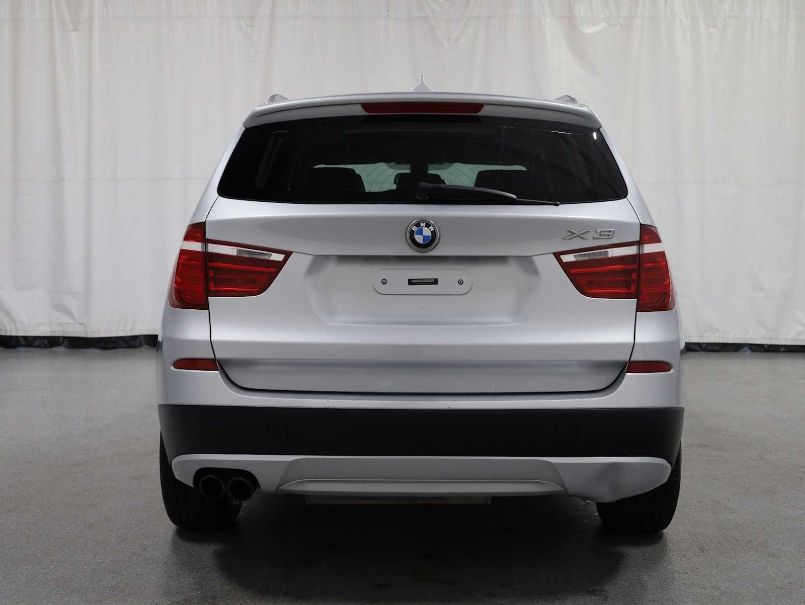 Used 2014 Silver BMW xDrive35i image 7