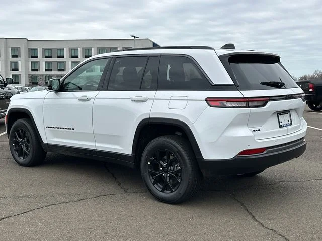 New 2026 White Jeep Altitude image 4