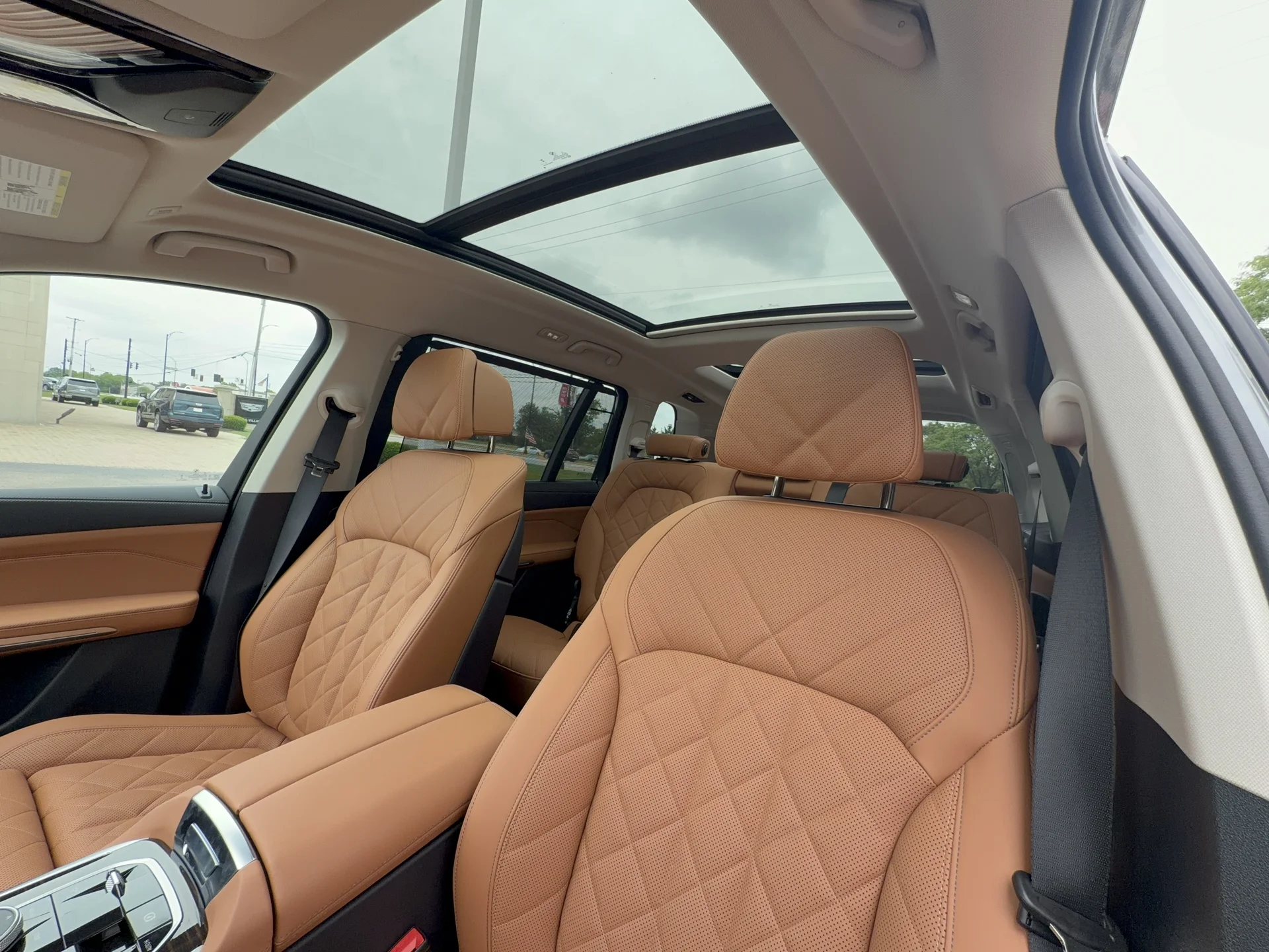 New 2026 Skyscraper Grey Metallic BMW xDrive40i image 24