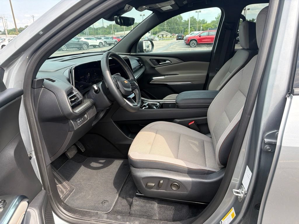 Used 2026 Sterling Gray Metallic Chevrolet LT image 19