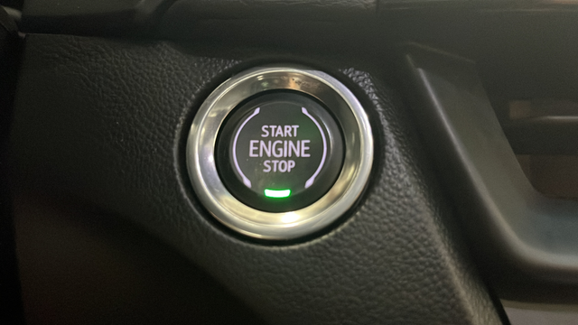 Used 2020 White Cadillac V-Series image 21