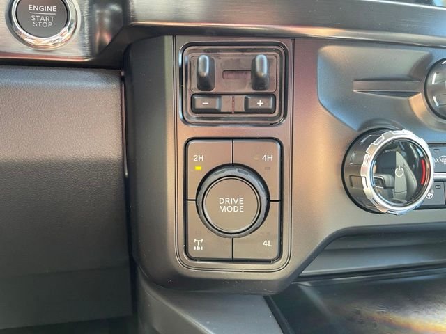 New 2026 Agate Black Metallic Ford F-250® Lariat® image 31
