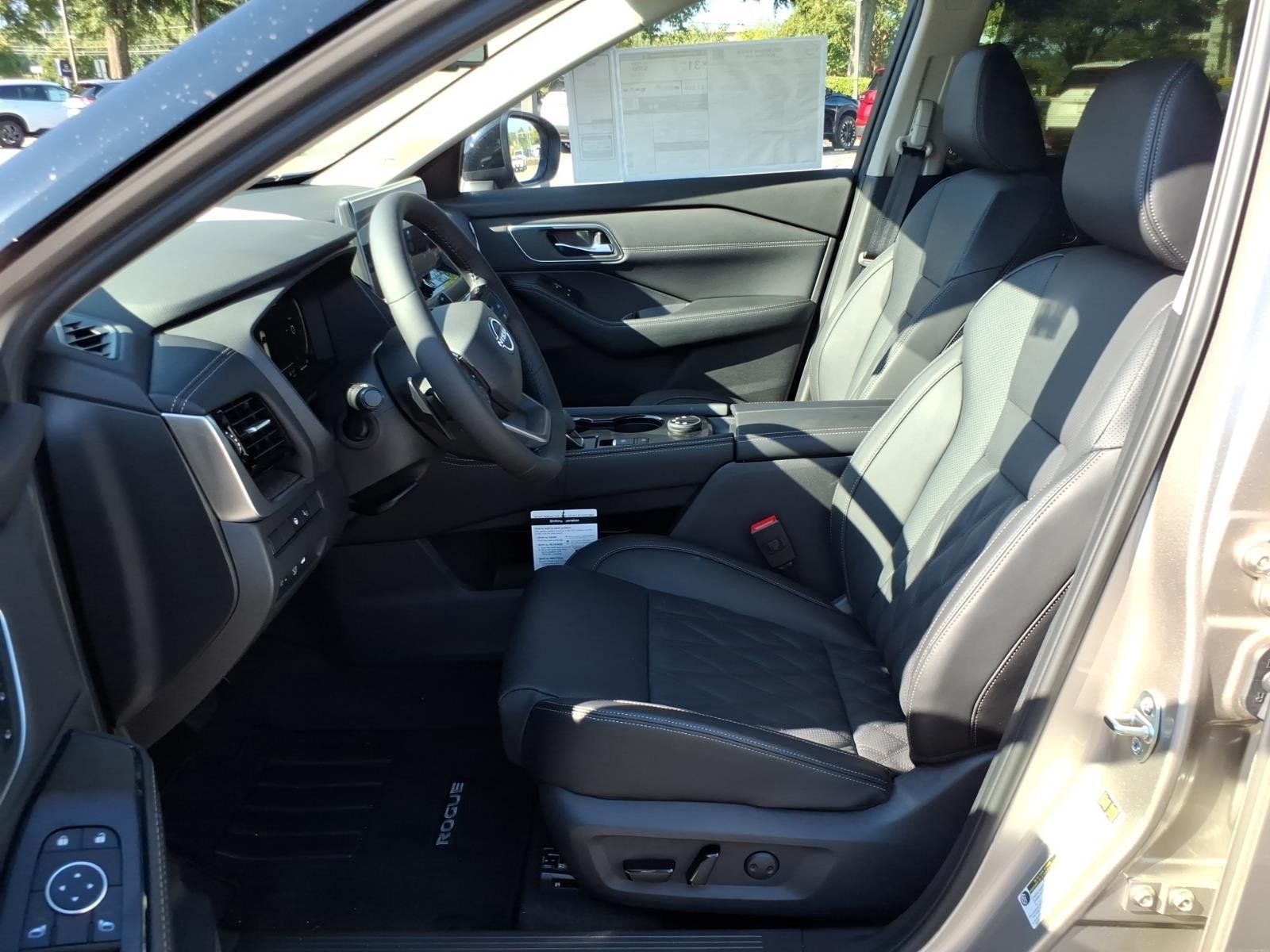 2026 Nissan Rogue Platinum - Photo 11
