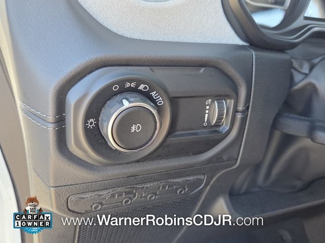 Used 2024 White Jeep Sahara image 30