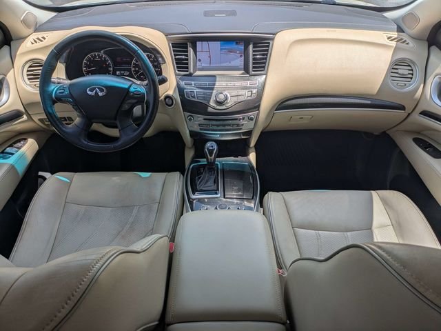 Used 2016 White INFINITI Base image 16