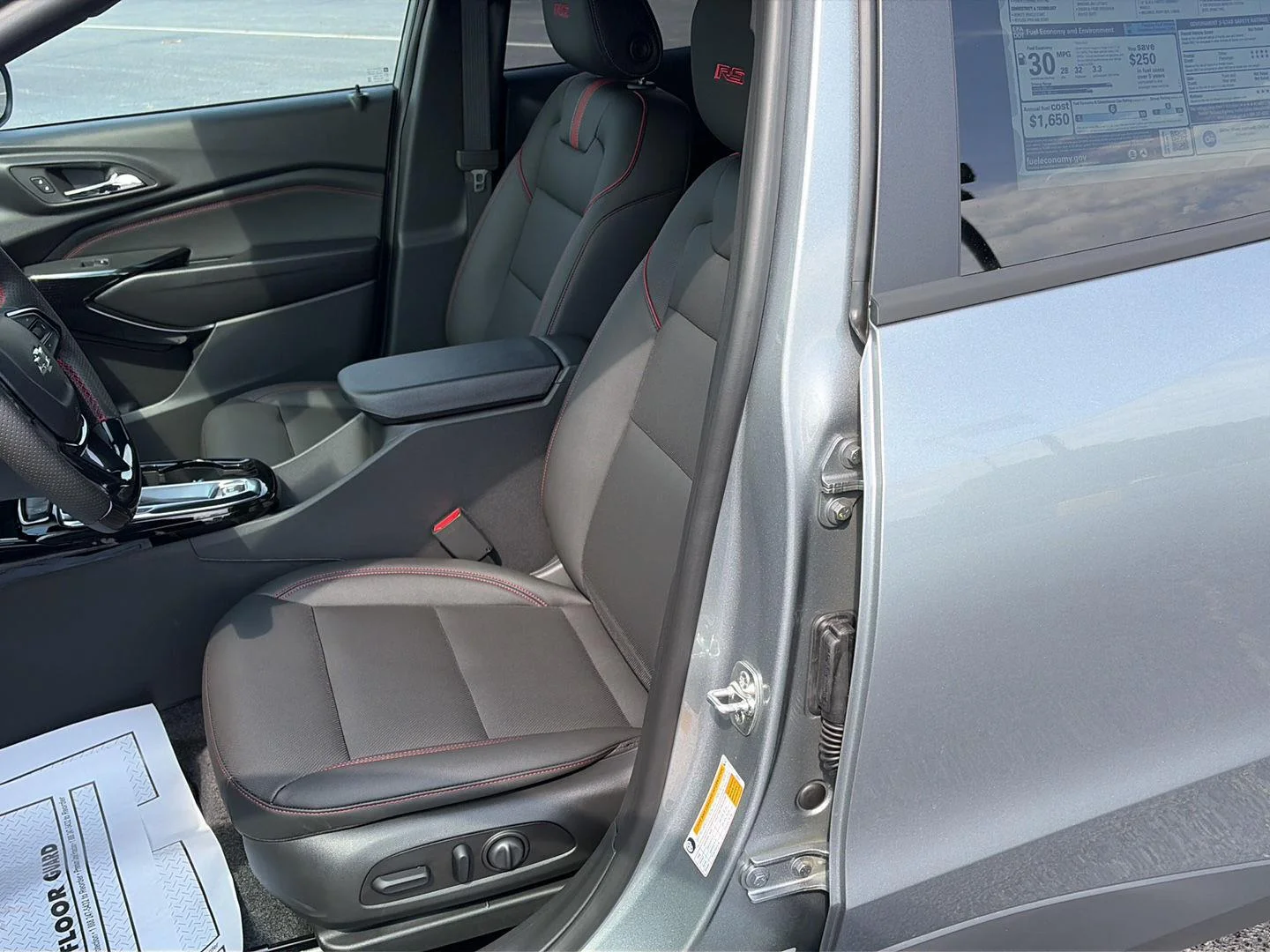 2026 Chevrolet Trax RS - Photo 10