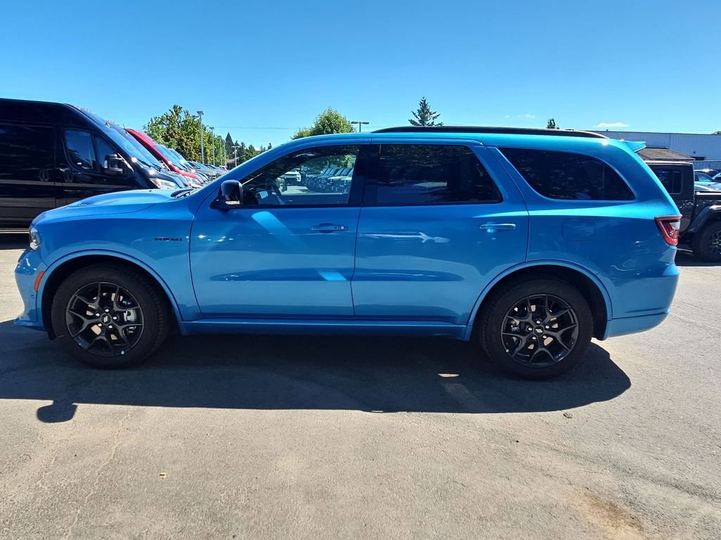 New 2026 B5 Blue Exterior Paint Dodge GT Plus HEMI V8 image 4