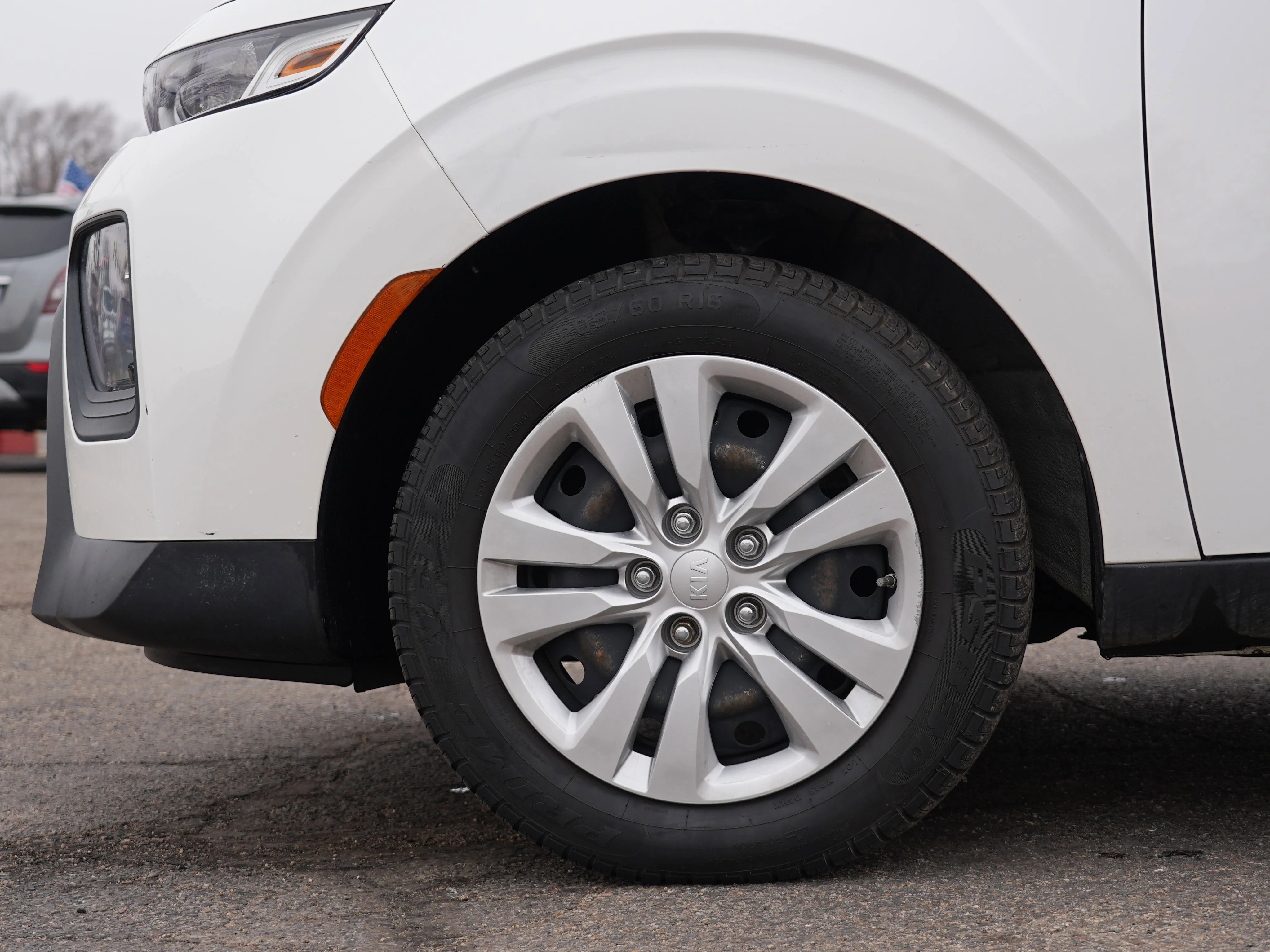 2020 Kia Soul LX - Photo 11