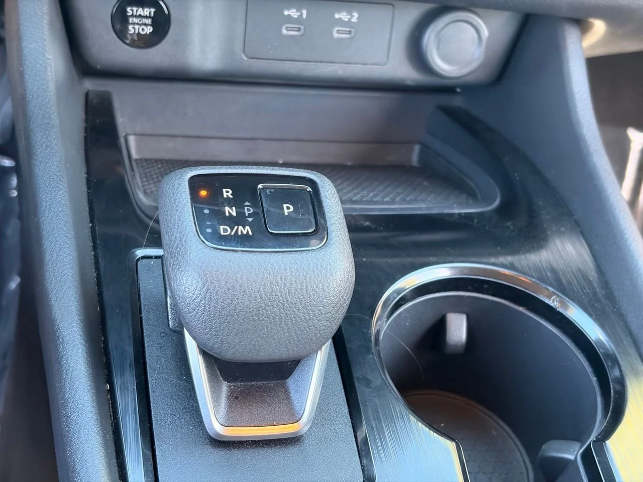Used 2025 Deep Ocean Blue Pearl Nissan SV image 24
