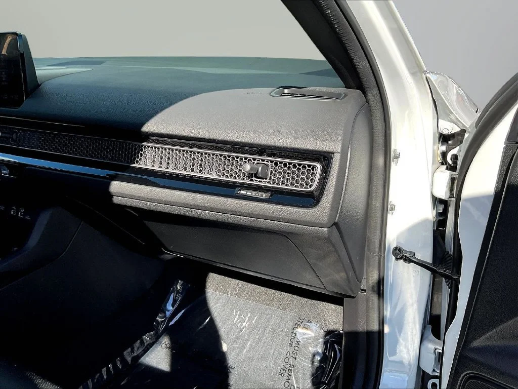 Used 2022 White Honda Sport Touring image 28