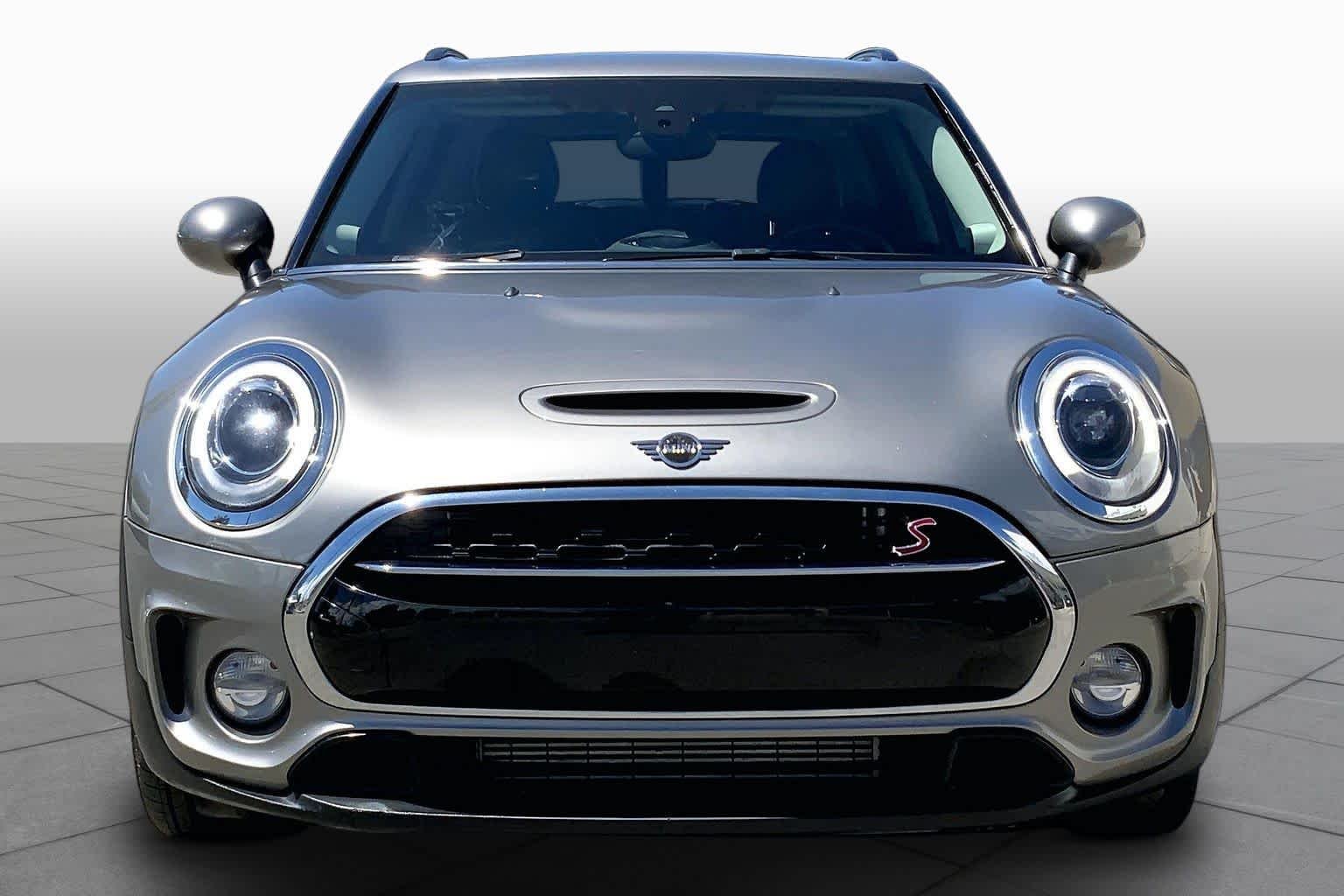 Used 2019 Melting Silver Metallic MINI Cooper S image 3