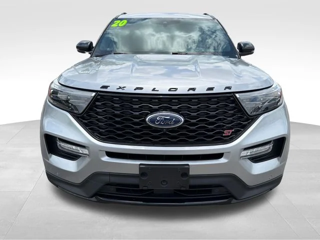 Used 2020 Silver Ford ST image 2