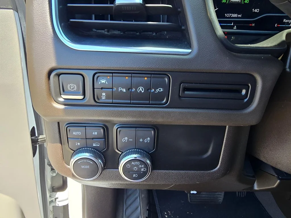 Used 2022 Summit White GMC SLE image 20