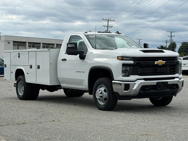 2025 Chevrolet Silverado 3500 HD Chassis Cab Work Truck