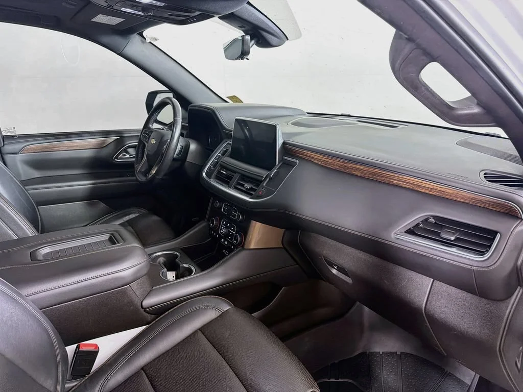 Used 2021 Summit White Chevrolet High Country image 29