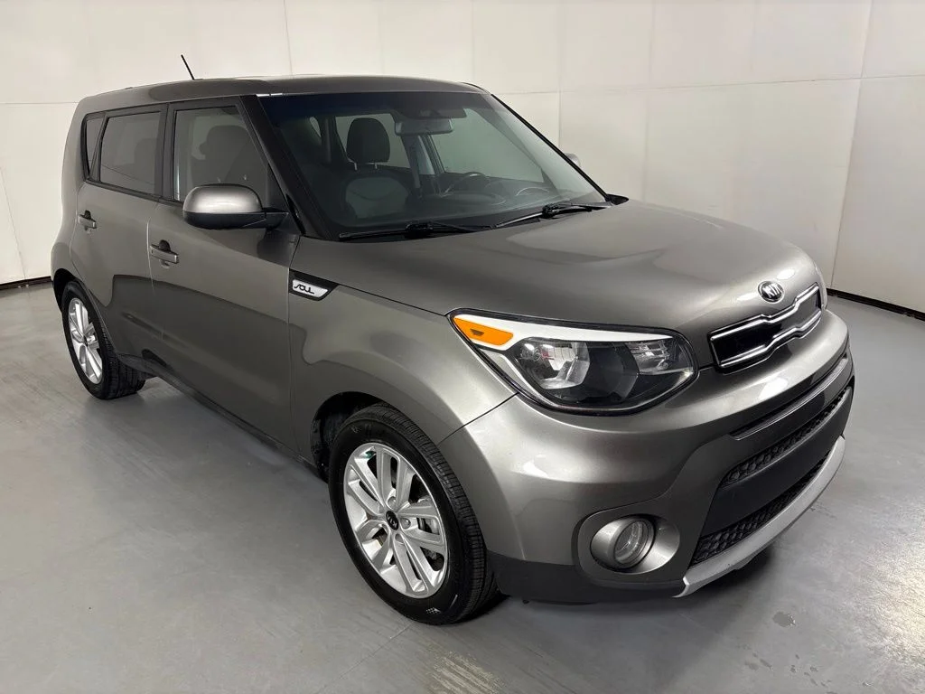 Used 2019 Gray Kia Plus image 2