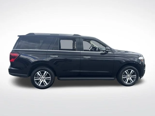 Used 2024 Black Ford Limited image 9
