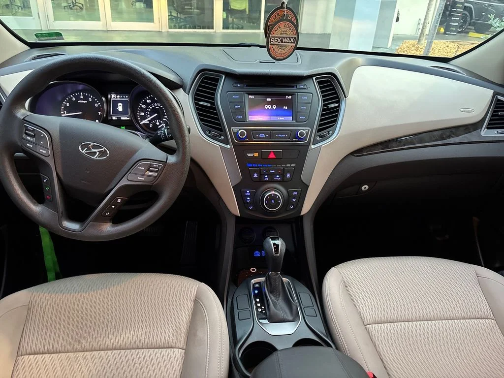 Used 2018 Gray Hyundai 2.4 Base image 6