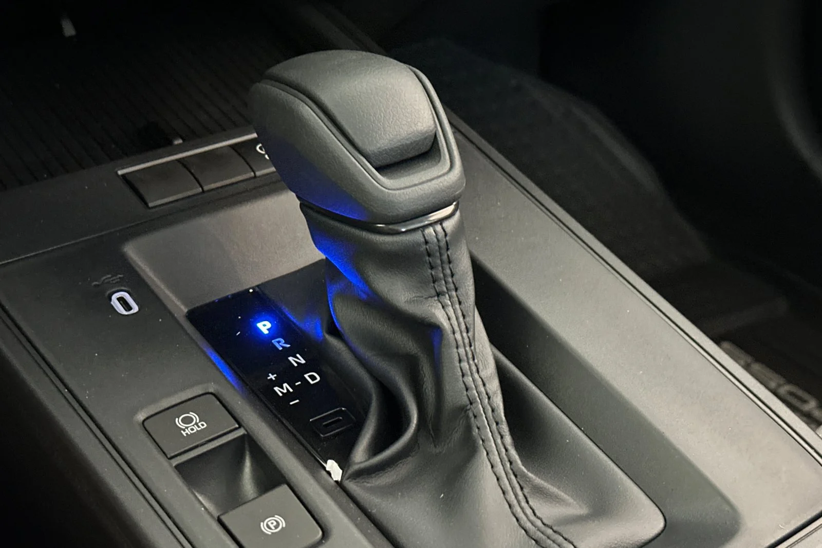 New 2026 Wind Chill Pearl Toyota L image 21