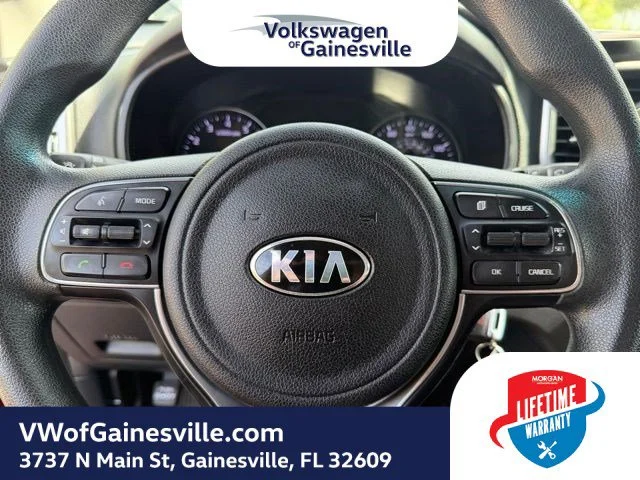 Used 2018 Hyper Red Kia LX image 22
