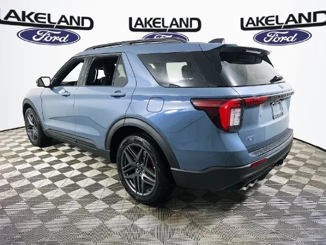 New 2026 Blue Ford ST image 5